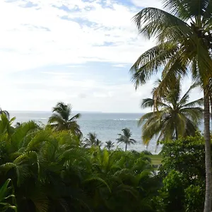 https://case-crole-typique-vue-et-accs-direct-mer.comcaribbean.com